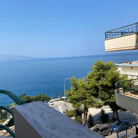 Sea Side