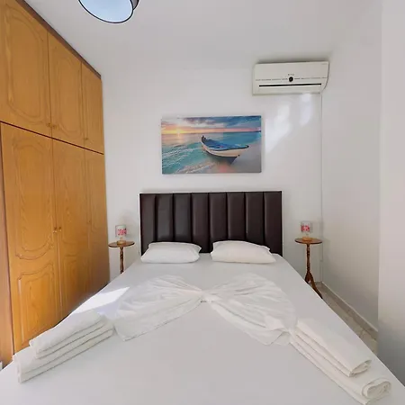 Sea Side * Sarandë