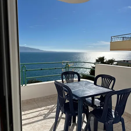 Sea Side Apartment Sarandë